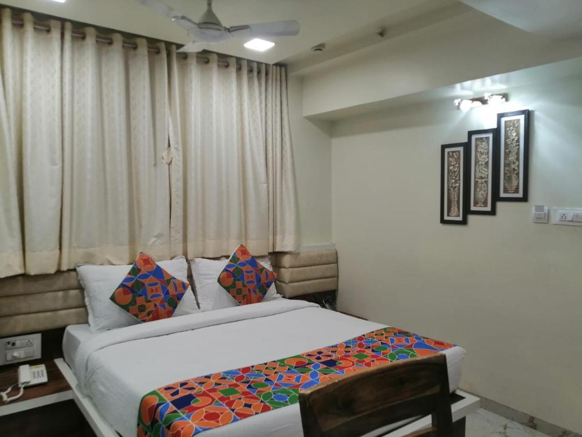 Hotel Radana Vashi Navimumbai Navi Mumbai Exterior foto